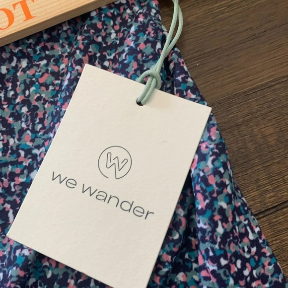 Blue Moisture Wicking Top Size Small - Picture 8 of 8